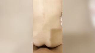 Curvy coed’s selfies and steamy sex clips / 火辣豪乳學妹，自拍與激情性愛影片意外流出 3