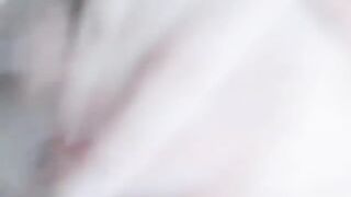 巨乳大乳暈台妹自慰玩逼 / Busty Taiwanese Babe with Massive Areolas Fingers Her Wet Pussy Solo 2