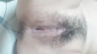 巨乳大乳暈台妹自慰玩逼 / Busty Taiwanese Babe with Massive Areolas Fingers Her Wet Pussy Solo 8