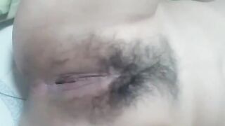 巨乳大乳暈台妹自慰玩逼 / Busty Taiwanese Babe with Massive Areolas Fingers Her Wet Pussy Solo 8