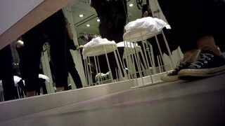 Sultry Babe’s Private Dressing Room Stolen on Camera / 辣妹衣店試衣間私密鏡頭 誘惑瞬間被捕捉 6