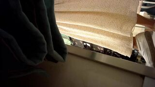 Sizzling Girl’s Naughty Dressing Room Peek / 換衣間內正妹春光乍洩 偷拍畫面超誘惑 2