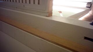 Sizzling Girl’s Naughty Dressing Room Peek / 換衣間內正妹春光乍洩 偷拍畫面超誘惑 3