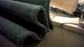 Sizzling Girl’s Naughty Dressing Room Peek / 換衣間內正妹春光乍洩 偷拍畫面超誘惑 6