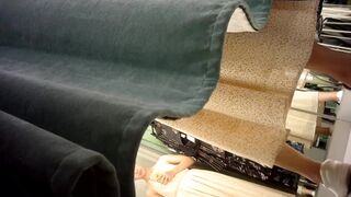 Sizzling Girl’s Naughty Dressing Room Peek / 換衣間內正妹春光乍洩 偷拍畫面超誘惑 6