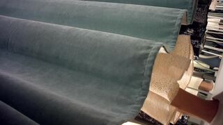 Sizzling Girl’s Naughty Dressing Room Peek / 換衣間內正妹春光乍洩 偷拍畫面超誘惑 6