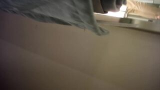 Sizzling Girl’s Naughty Dressing Room Peek / 換衣間內正妹春光乍洩 偷拍畫面超誘惑 10