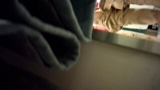 Sizzling Girl’s Naughty Dressing Room Peek / 換衣間內正妹春光乍洩 偷拍畫面超誘惑 10