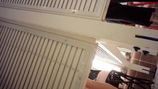 Sizzling Girl’s Naughty Dressing Room Peek / 換衣間內正妹春光乍洩 偷拍畫面超誘惑 12