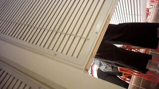 Sizzling Girl’s Naughty Dressing Room Peek / 換衣間內正妹春光乍洩 偷拍畫面超誘惑 12