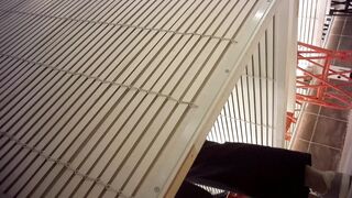 Sizzling Girl’s Naughty Dressing Room Peek / 換衣間內正妹春光乍洩 偷拍畫面超誘惑 12