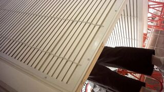 Sizzling Girl’s Naughty Dressing Room Peek / 換衣間內正妹春光乍洩 偷拍畫面超誘惑 12