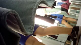 Sizzling Girl’s Naughty Dressing Room Peek / 換衣間內正妹春光乍洩 偷拍畫面超誘惑 13