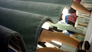 Sizzling Girl’s Naughty Dressing Room Peek / 換衣間內正妹春光乍洩 偷拍畫面超誘惑 13