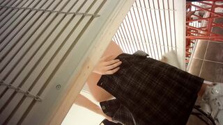 Sizzling Girl’s Naughty Dressing Room Peek / 換衣間內正妹春光乍洩 偷拍畫面超誘惑 15