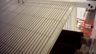 Sizzling Girl’s Naughty Dressing Room Peek / 換衣間內正妹春光乍洩 偷拍畫面超誘惑 16