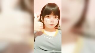 Junior High Girl's Taboo Masturbation Frenzy 國中少女的禁忌自慰狂歡 3