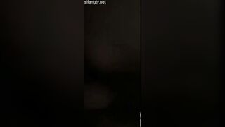 MILF Wife Rides Hubby Dry! Tits Bouncing Wildly / 熟女老婆騎乘位榨乾老公 1