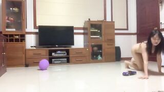 Young Milf 07: Innocent Full Nude Selfie Seduction / 良家美女07：純情妻子的全裸自拍誘惑 5