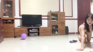 Young Milf 07: Innocent Full Nude Selfie Seduction / 良家美女07：純情妻子的全裸自拍誘惑 5