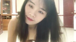 Young Milf 07: Innocent Full Nude Selfie Seduction / 良家美女07：純情妻子的全裸自拍誘惑 5