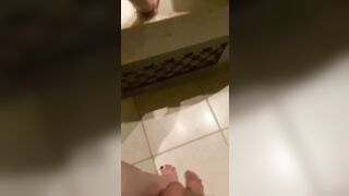 IG Big White Tits Babe Deepthroat Blowjob Hard Doggystyle Pounding / IG大白乳妹子跪舔男友深喉後猛烈後入