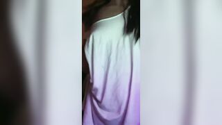 Petite Influencer Private Stream Stripping & Tit Play for Fans / IG小網美私播賺外快 脫衣揉奶誘惑粉絲 6