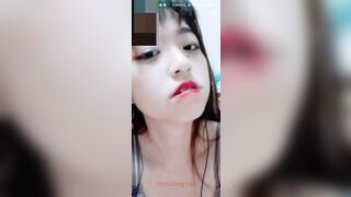 LINE Vid: Chubby Big-Tits Girl's Leaked Breast-Flashing Selfie Madness / LINE視訊：胖妞大波妹露乳自拍瘋狂流出 1