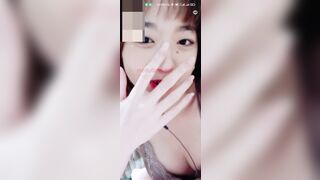 LINE Vid: Chubby Big-Tits Girl's Leaked Breast-Flashing Selfie Madness / LINE視訊：胖妞大波妹露乳自拍瘋狂流出 1