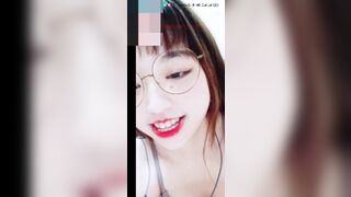 LINE Vid: Chubby Big-Tits Girl's Leaked Breast-Flashing Selfie Madness / LINE視訊：胖妞大波妹露乳自拍瘋狂流出 1