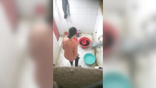 Voyeur Climbs Wall at Night to Film 2 Young Neighbor Girls Showering