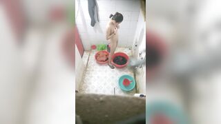 Voyeur Climbs Wall at Night to Film 2 Young Neighbor Girls Showering