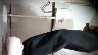 Real Toilet Voyeur: Cute Girls Peeing with Face Visible HD Leak 4