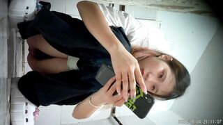 Real Toilet Voyeur: Cute Girls Peeing with Face Visible HD Leak 4