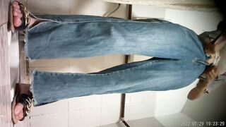 Real Toilet Voyeur: Cute Girls Peeing with Face Visible HD Leak 6