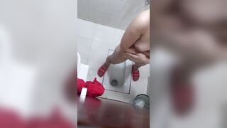 Window Peeping Compilation: Climbing Over Walls to Spy on Girls 39