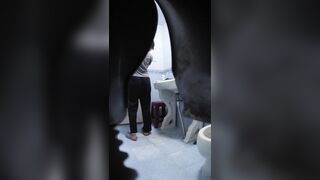 Window Peeping Compilation: Climbing Over Walls to Spy on Girls 40