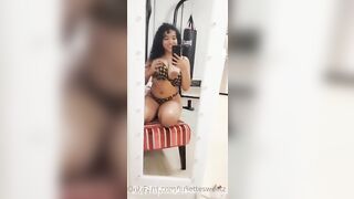 Juliette Sweetz Huge Tits Busty OnlyFans Leaked Amateur Porn Video 37