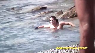 Naturist Babe Nude on Public Beach revealing cunt and tits Voyeurism 450