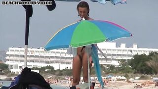 Naturist Babe Nude on Public Beach revealing cunt and tits Voyeurism 556
