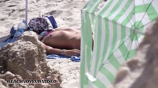 Naturist Babe Nude on Public Beach revealing cunt and tits Voyeurism 775