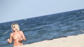 Naturist Babe Nude on Public Beach revealing cunt and tits Voyeurism 1130