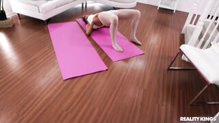 Nicolette Shea OnlyFans Leaks yoga doggie sex porn