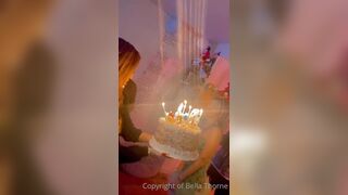 Bella Thorne (Bellathorne) OnlyFans Leaks Gal Porn Video 25