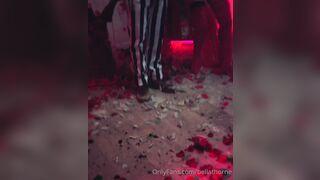 Bella Thorne (Bellathorne) OnlyFans Leaks Hot Gal Porn Video 2