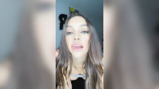 Senyamarin (HardinSenya) OnlyFans Leaks Horny Curvy Small Boobs Porn Video 1