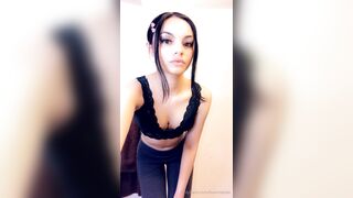 BunniAsian (Mila Morrison) OnlyFans Leaks Slim Fit Asian Love Naked 3