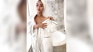 Yingnoey2808 (noey_yanisa) OnlyFans Leaks Rare Huge Boobs Thai Gal 12