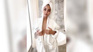 Yingnoey2808 (noey_yanisa) OnlyFans Leaks Rare Huge Boobs Thai Gal 12