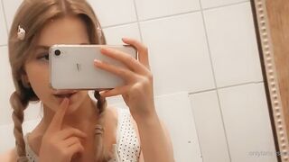 _Lisazayana (Lisa) OnlyFans Leak Skinny Small Tits  33